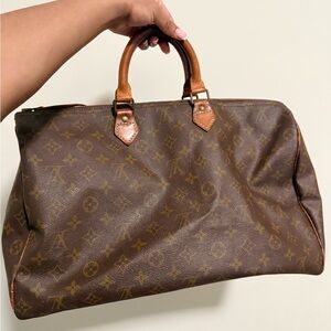 Louis Vuitton Speedy 40